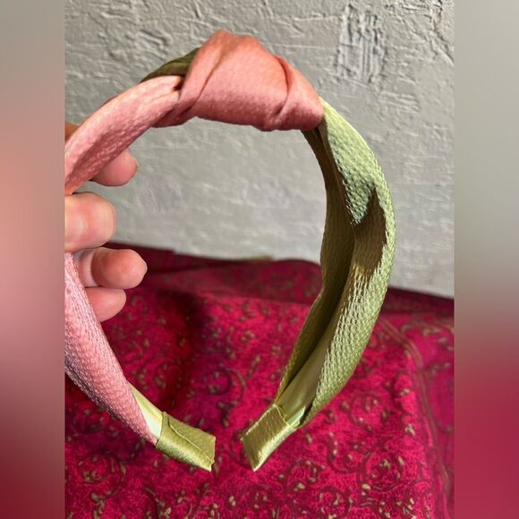 Headband NEW, salmon and pistachio green w middle knot, silk like fabric- gift!! - Picture 3 of 5